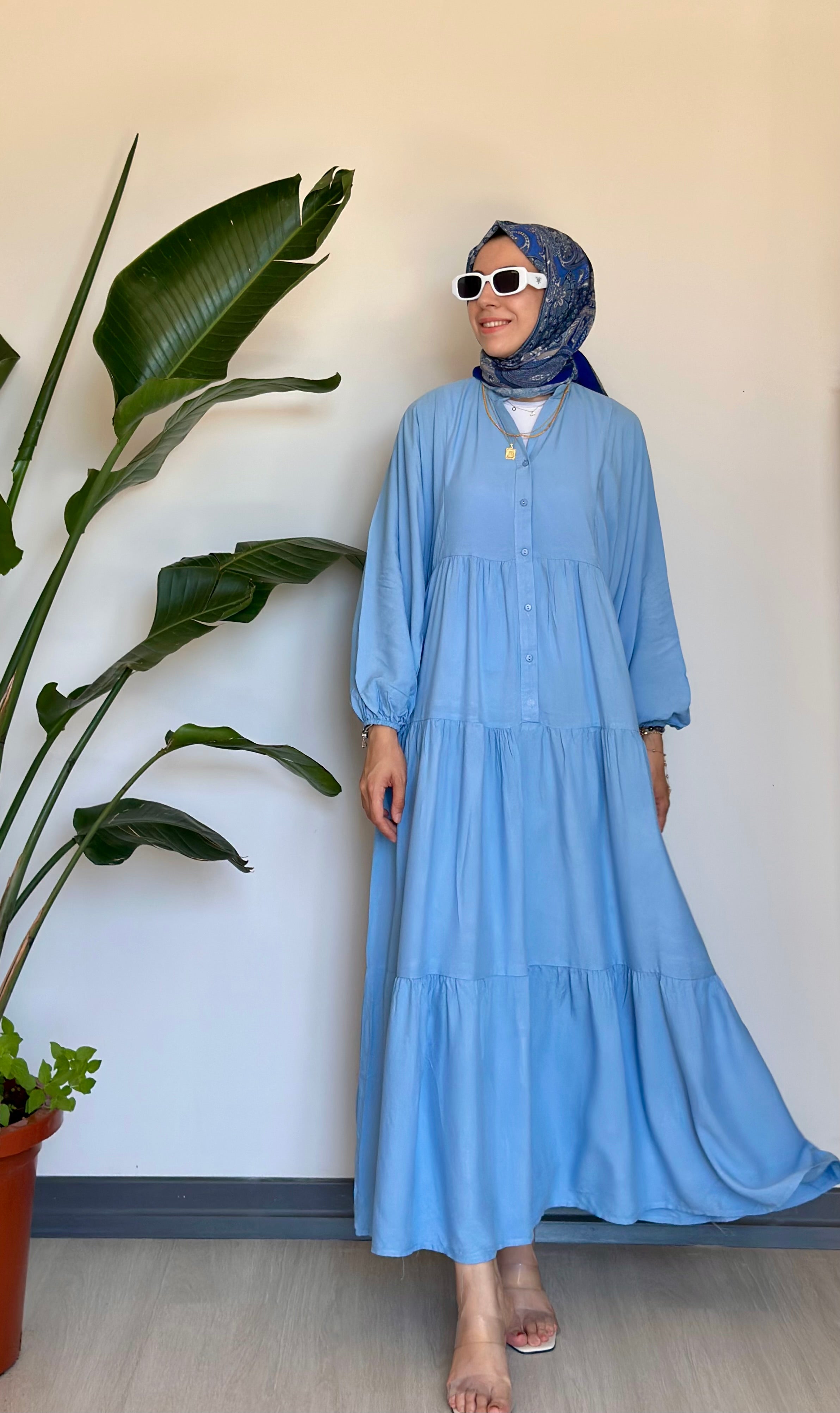 Rahel Mavi