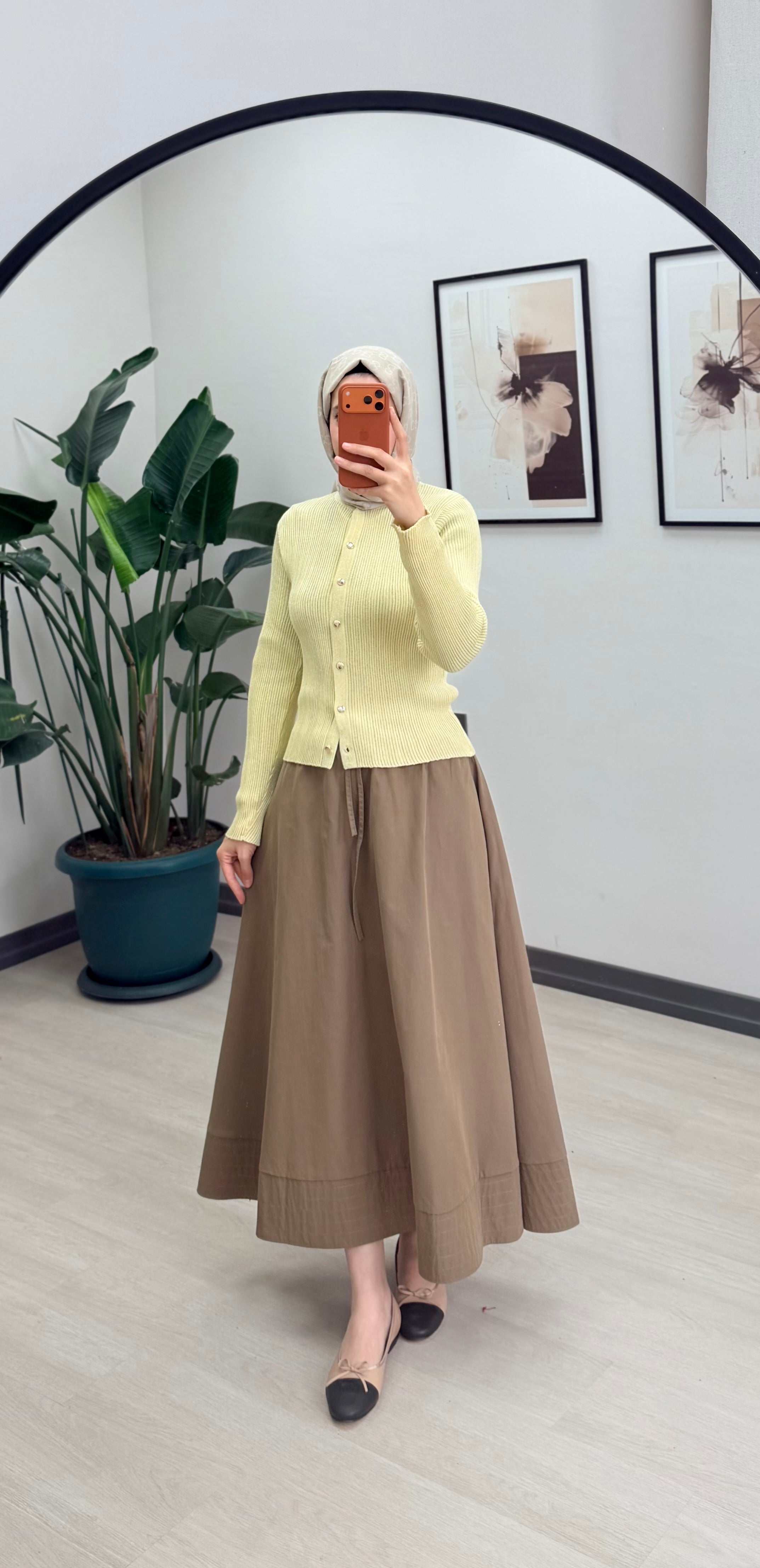 LİLYUM SİMLİ HIRKA EKRU